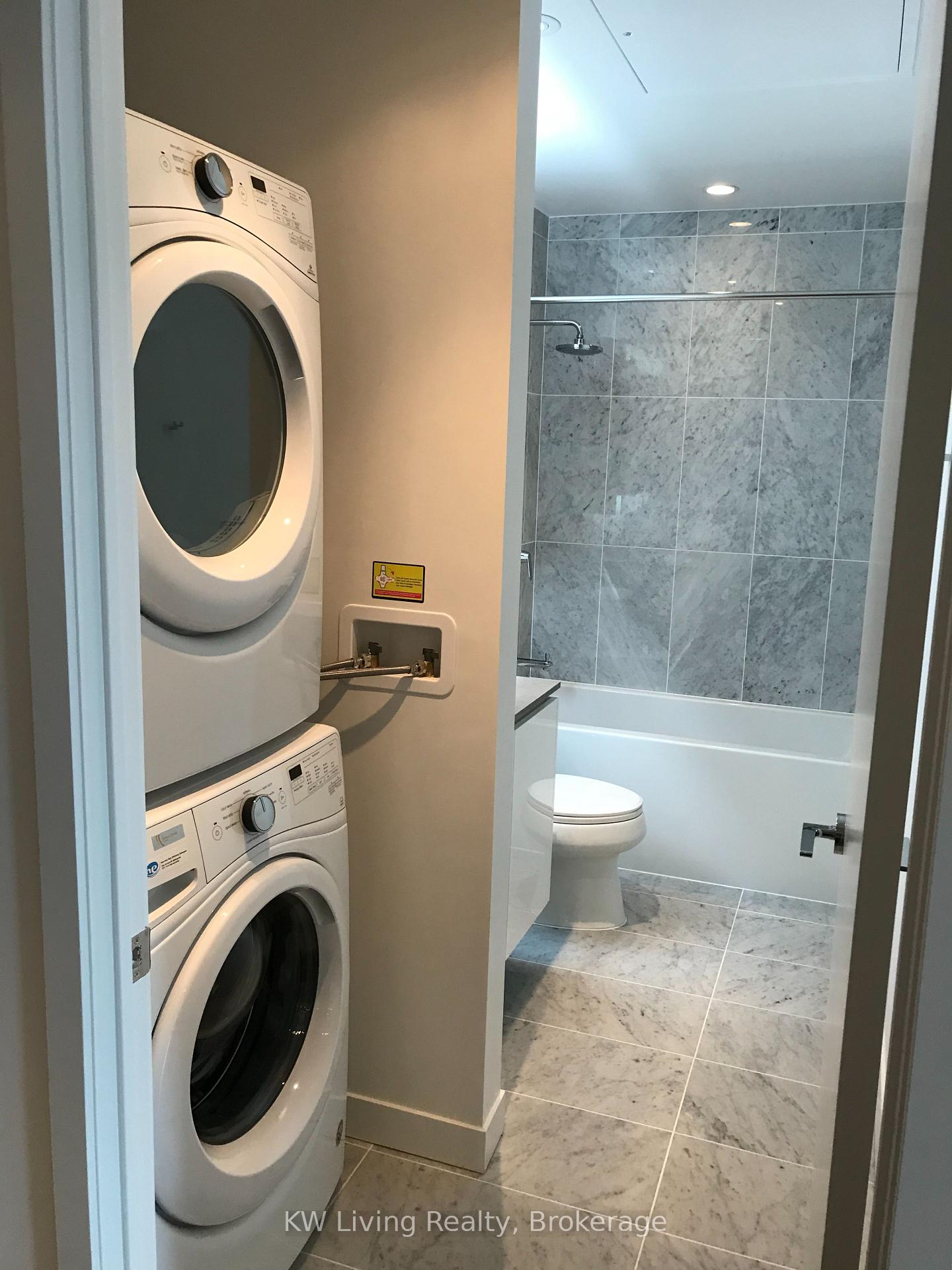 Photo 7 of Unit 908, 90 Queens Wharf Road, Toronto, Waterfront Communities — HOMEH