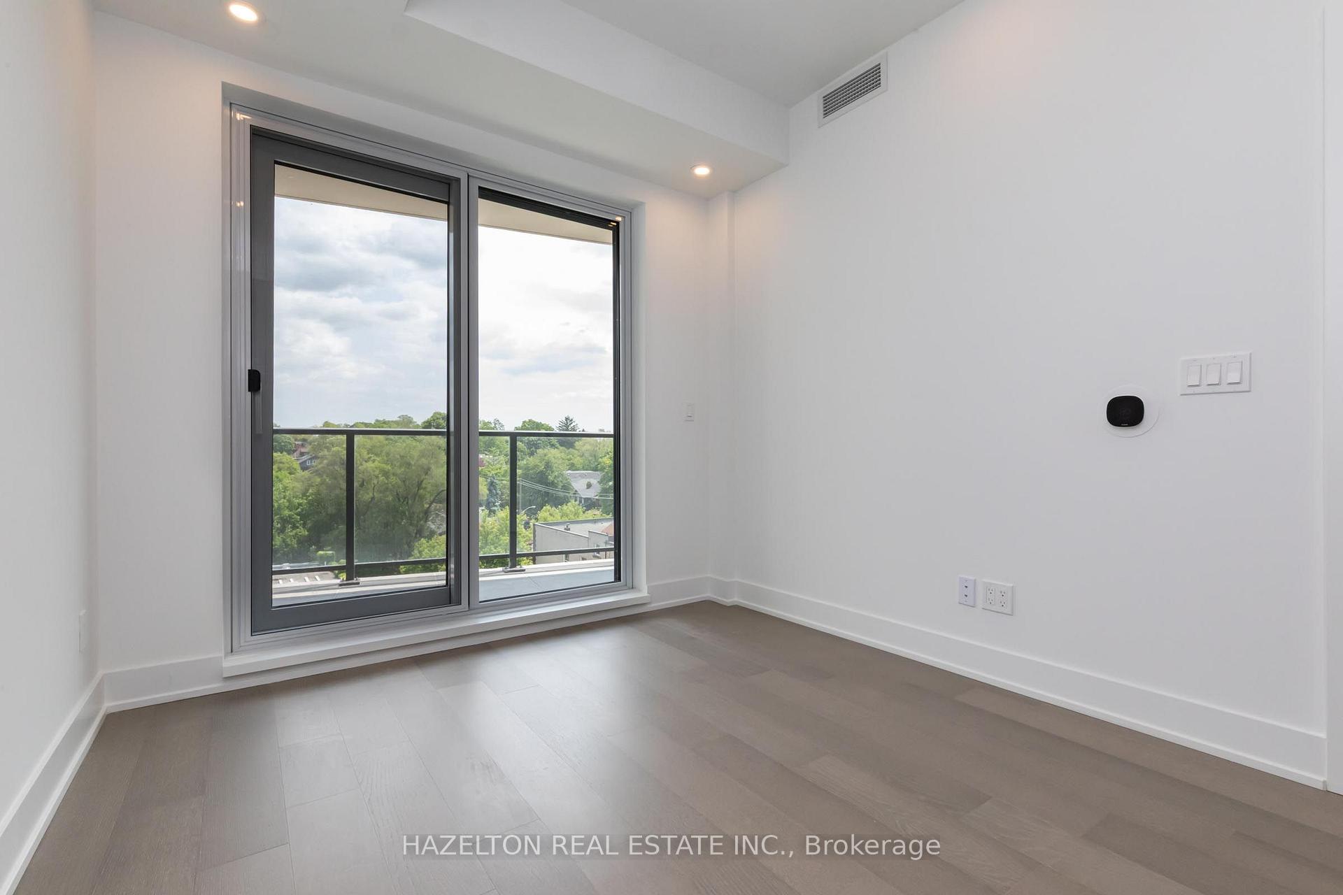 Photo 6 of Unit 605, 8 Manor Road W, Toronto, Yonge-Eglinton — HOMEH