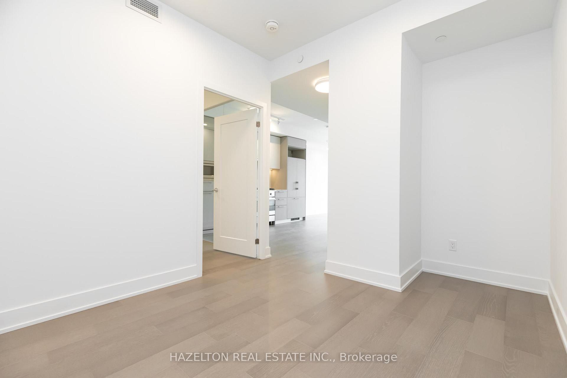 Photo 25 of Unit 605, 8 Manor Road W, Toronto, Yonge-Eglinton — HOMEH