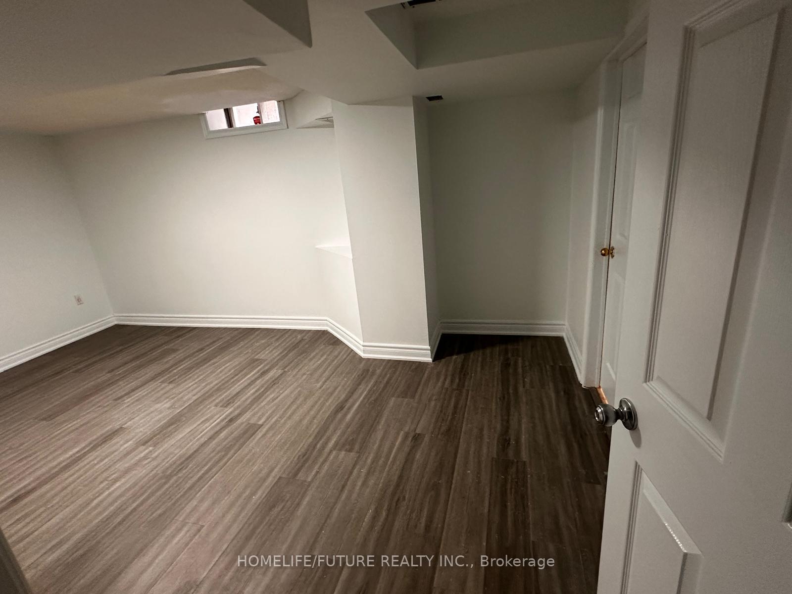 Photo 2 of Unit Bsmt, 39 Jordana Drive, Markham, Middlefield — HOMEH