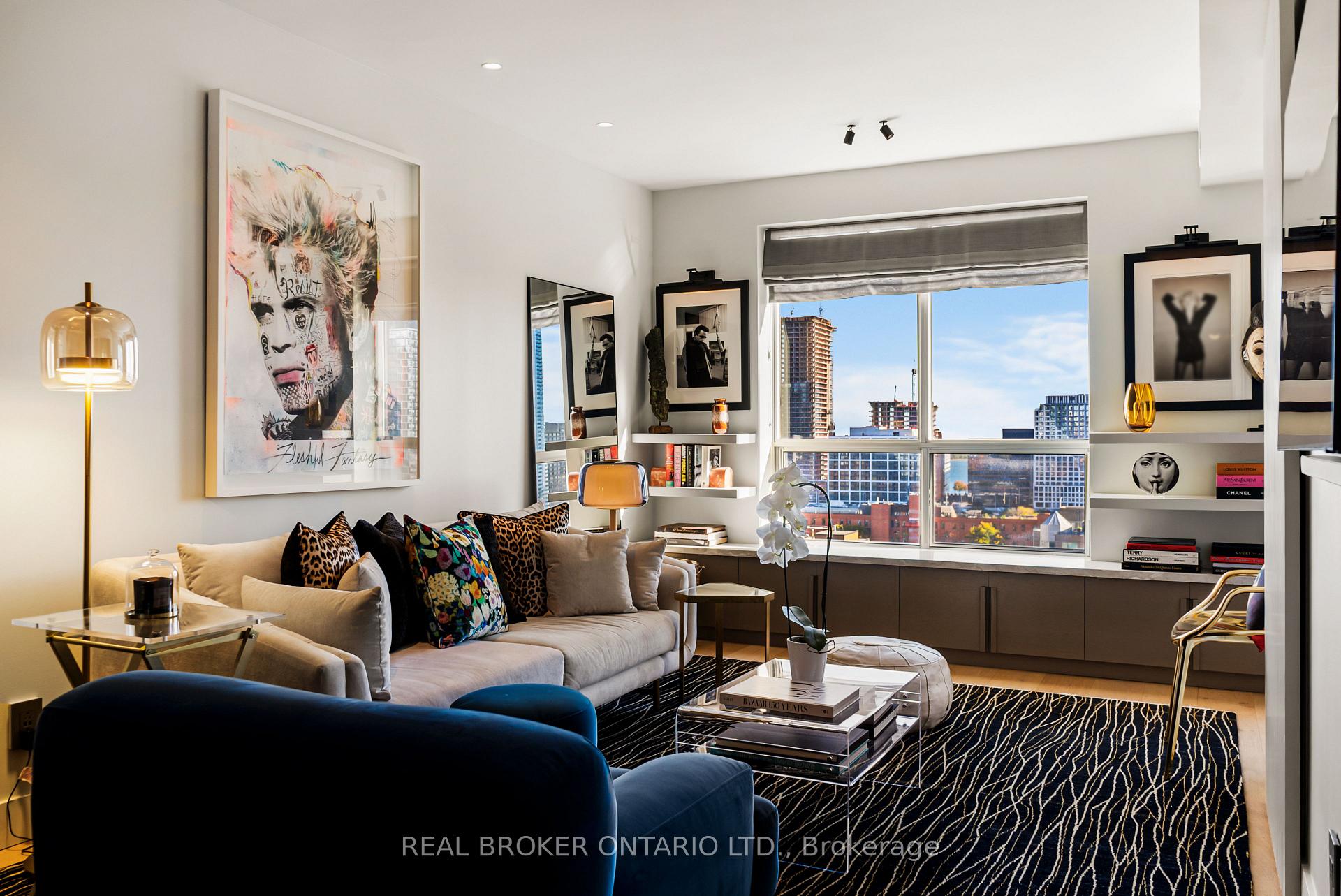 Photo of Unit 1604, 168 King Street E