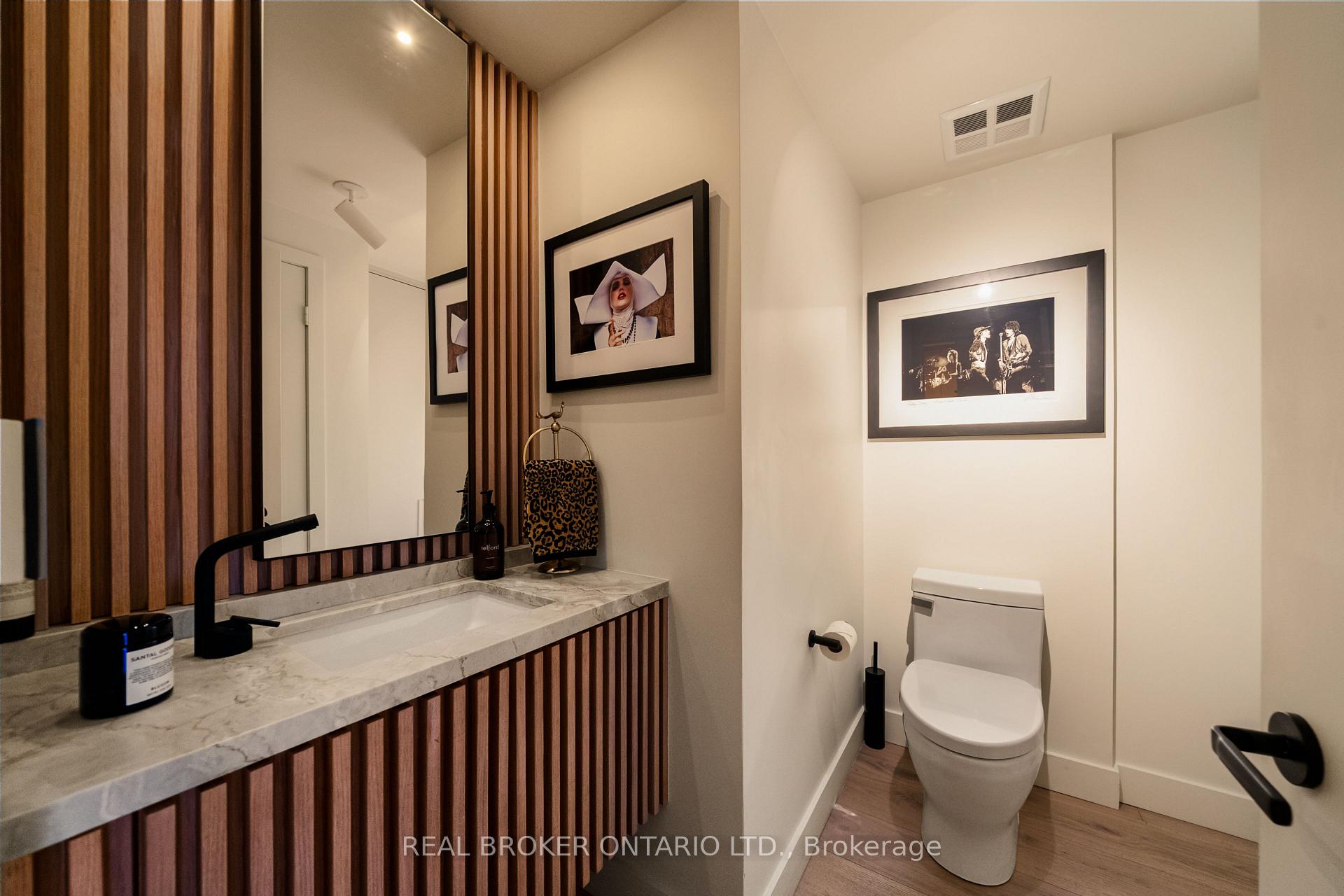 Photo 27 of Unit 1604, 168 King Street E, Toronto, Moss Park — HOMEH