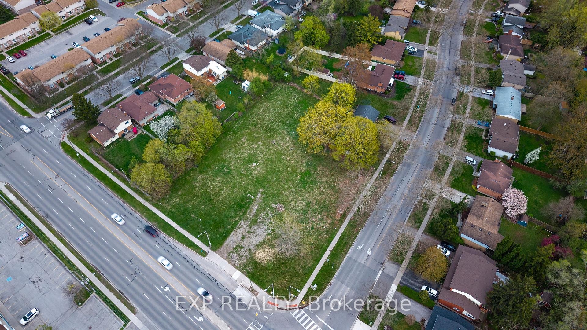 Photo of 180 Commissioners Road W