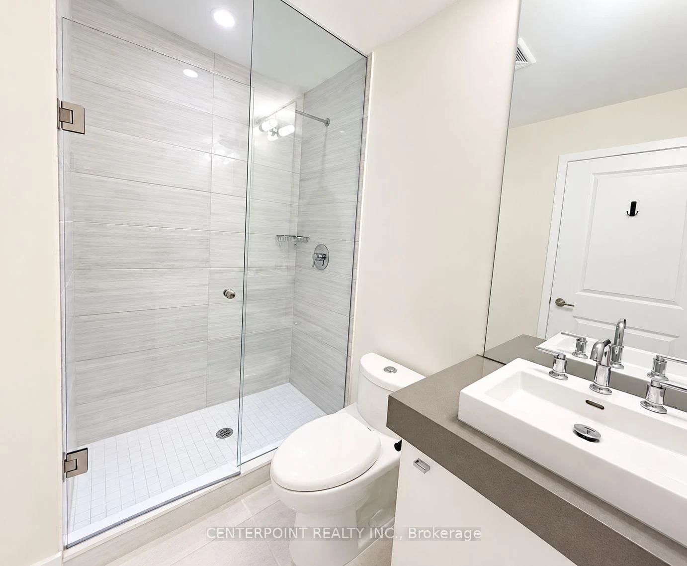Photo 14 of Unit 810, 33 Shore Breeze Drive, Etobicoke, Mimico — HOMEH
