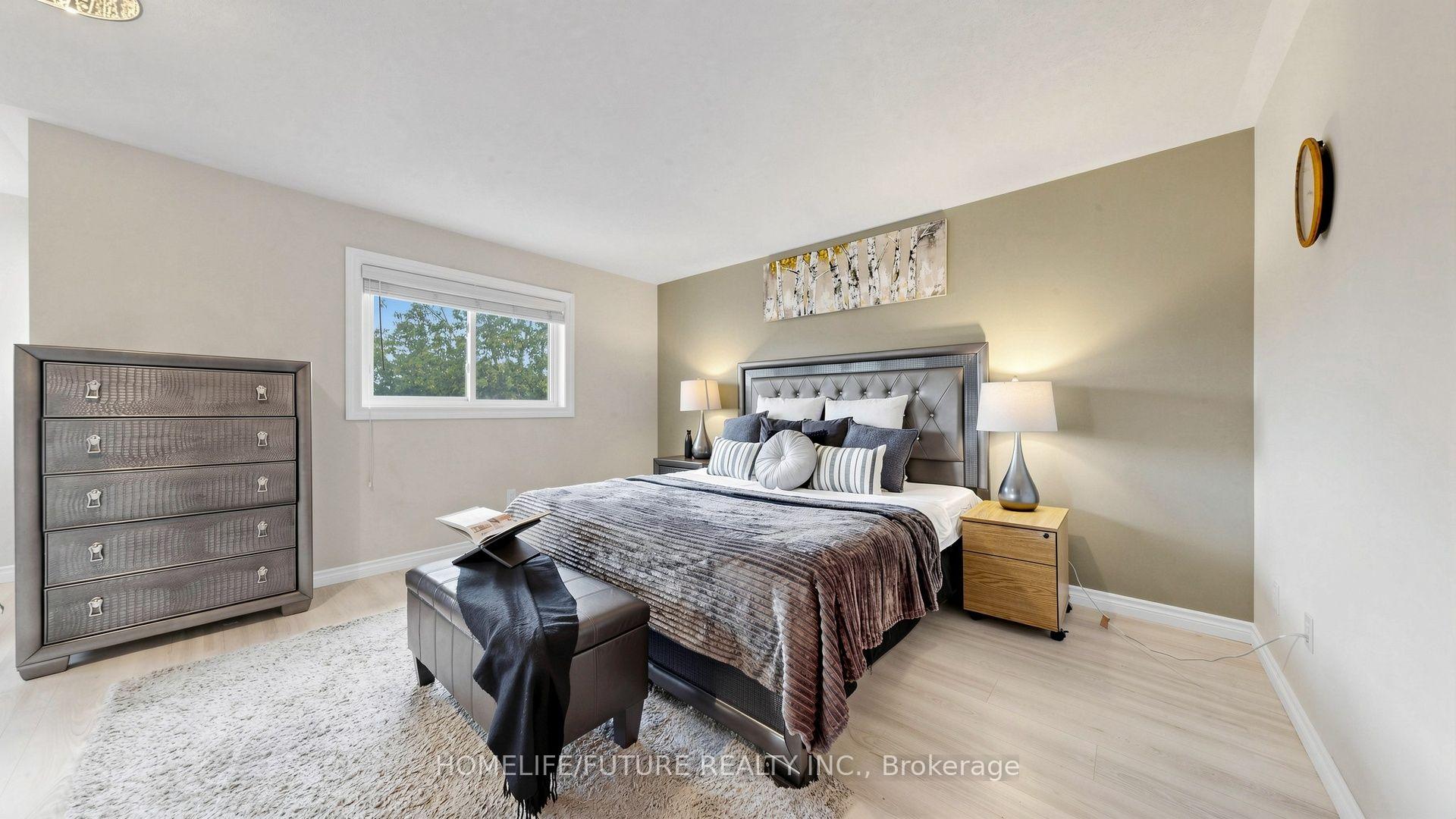 Photo 24 of 90 Bedell Crescent, Whitby, Rolling Acres — HOMEH
