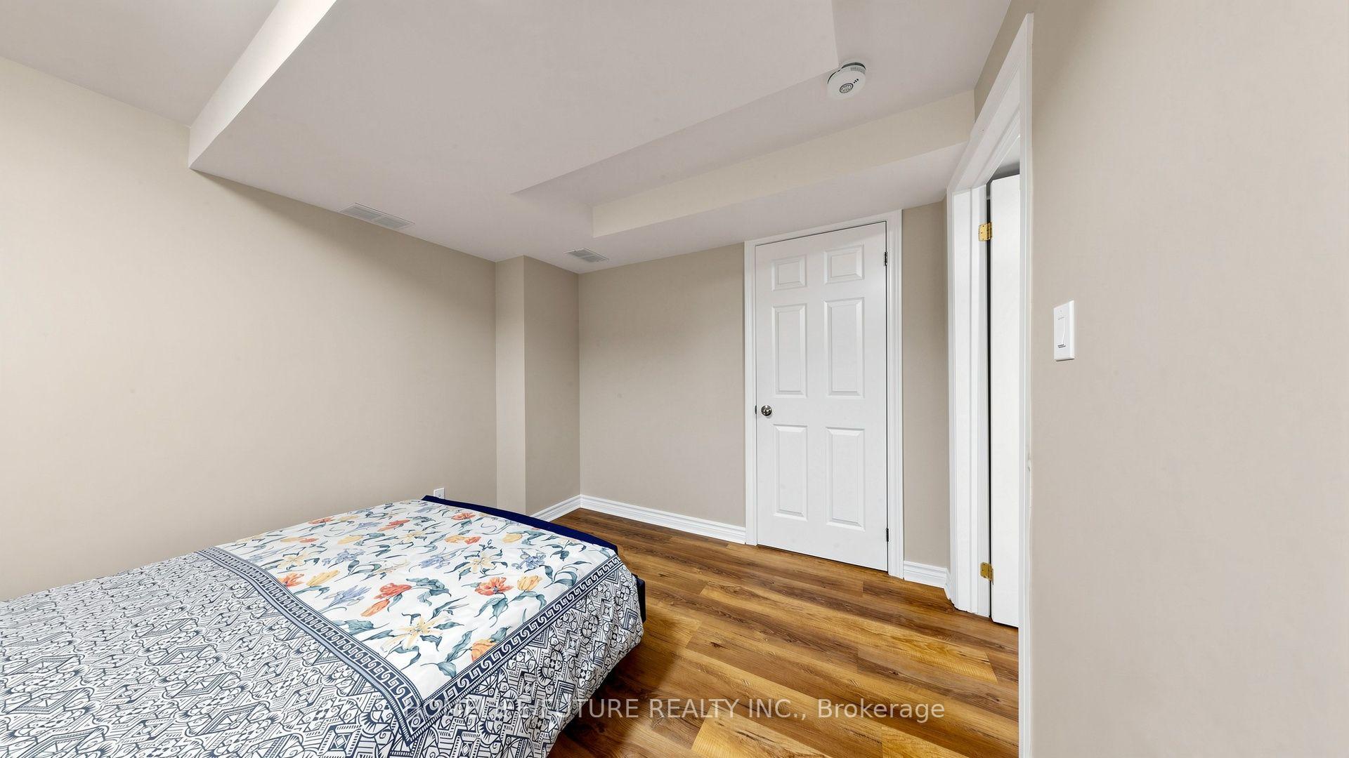 Photo 46 of 90 Bedell Crescent, Whitby, Rolling Acres — HOMEH