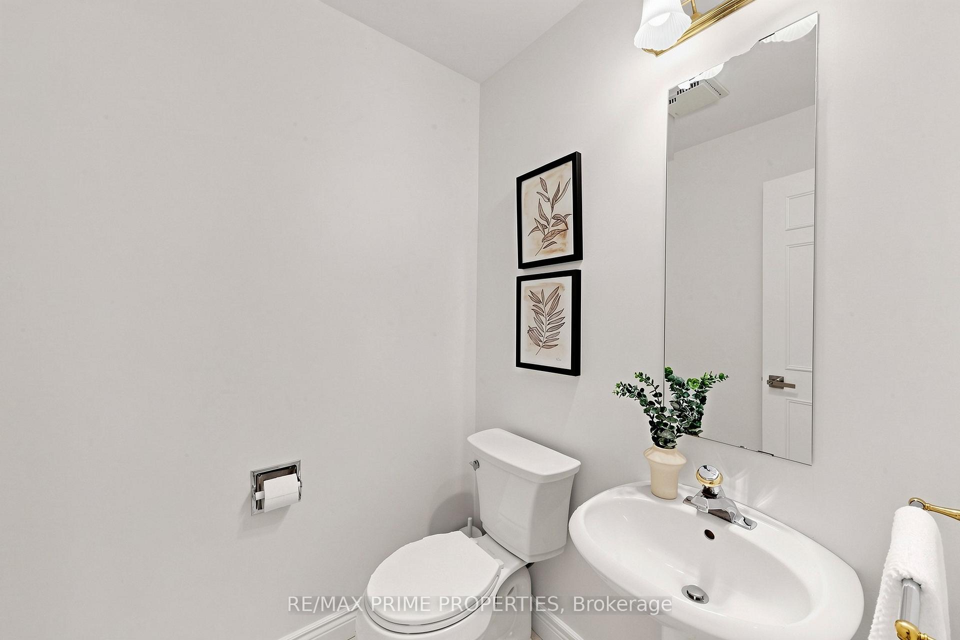 Photo 20 of 105 Tilman Circle, Markham, Markham Village — HOMEH