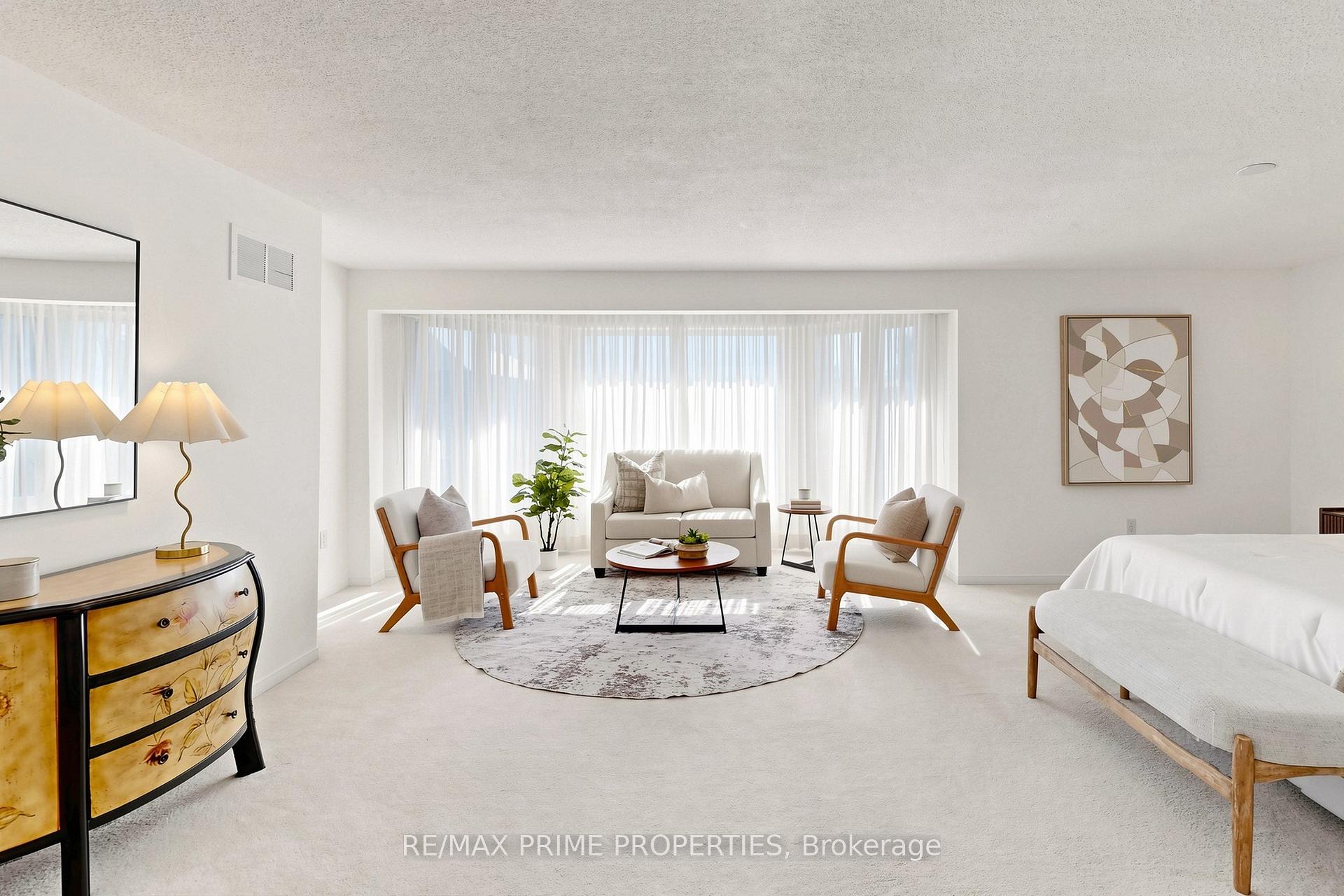 Photo 26 of 105 Tilman Circle, Markham, Markham Village — HOMEH