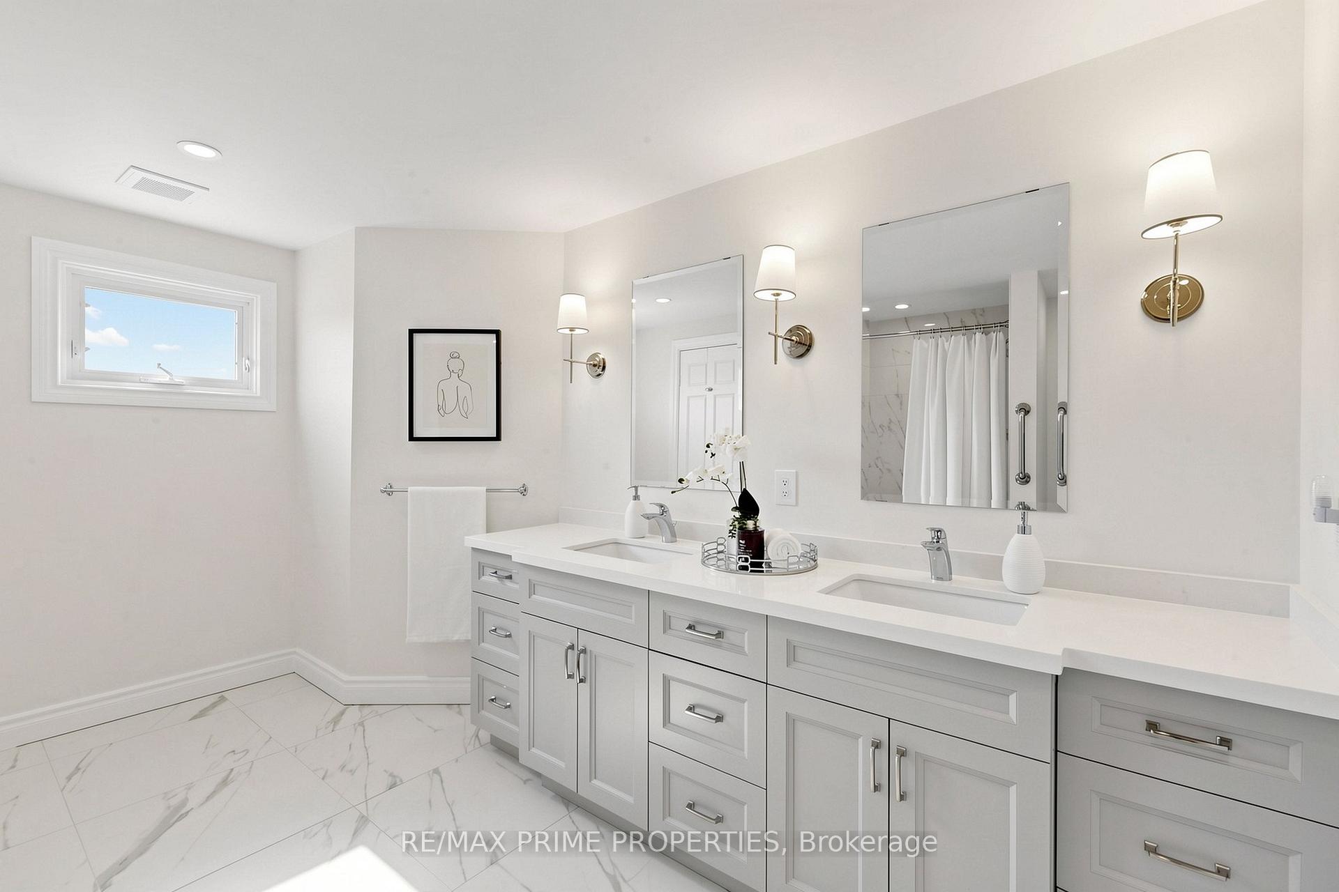 Photo 27 of 105 Tilman Circle, Markham, Markham Village — HOMEH