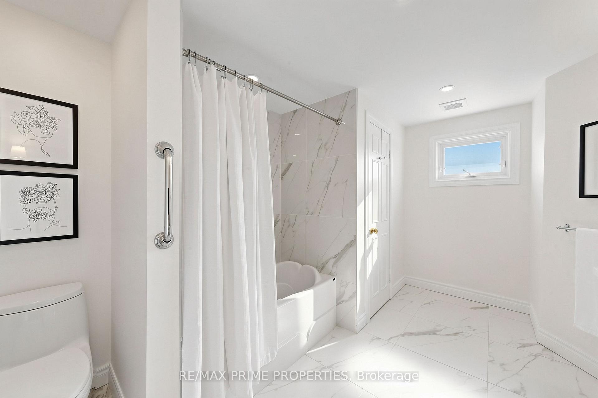 Photo 28 of 105 Tilman Circle, Markham, Markham Village — HOMEH