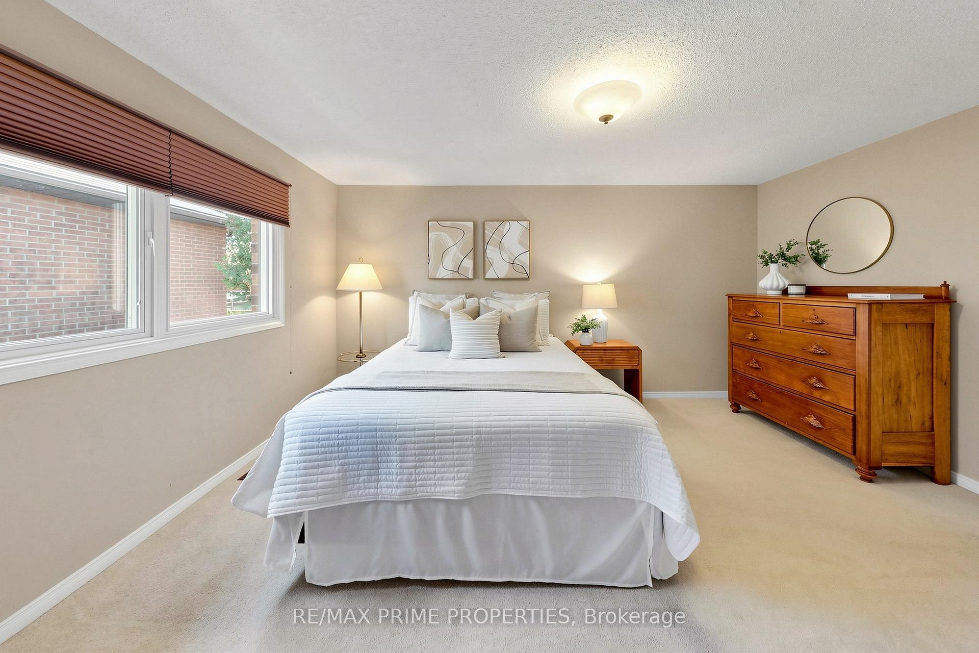 Photo 31 of 105 Tilman Circle, Markham, Markham Village — HOMEH
