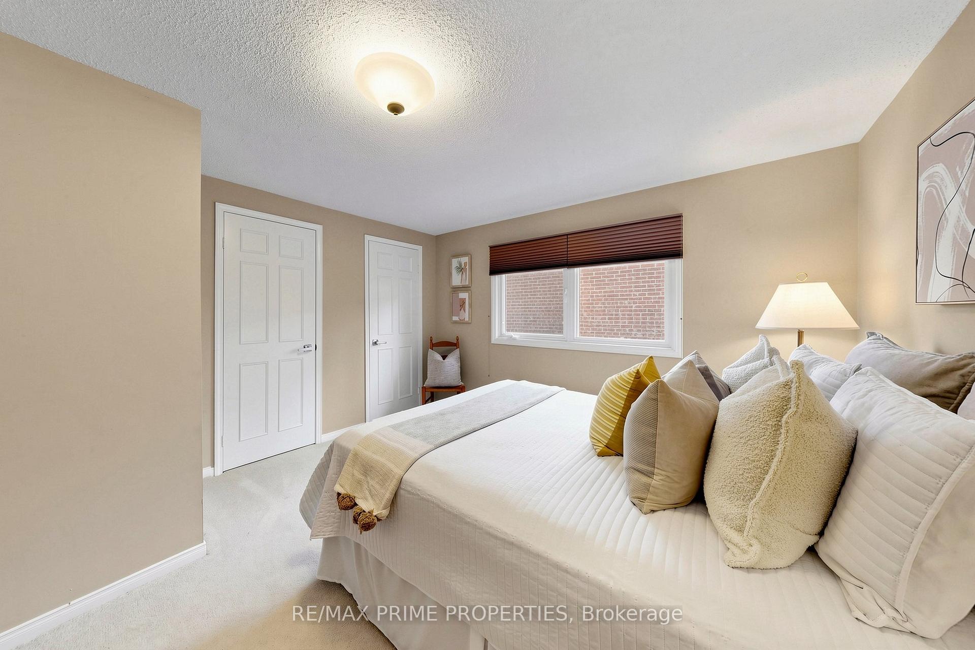 Photo 33 of 105 Tilman Circle, Markham, Markham Village — HOMEH