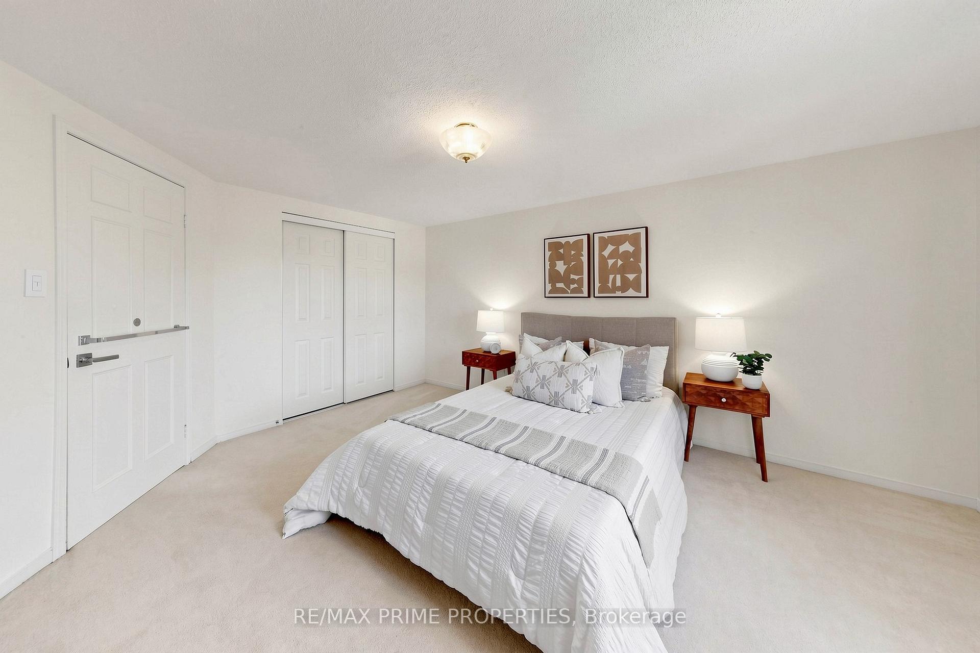 Photo 35 of 105 Tilman Circle, Markham, Markham Village — HOMEH