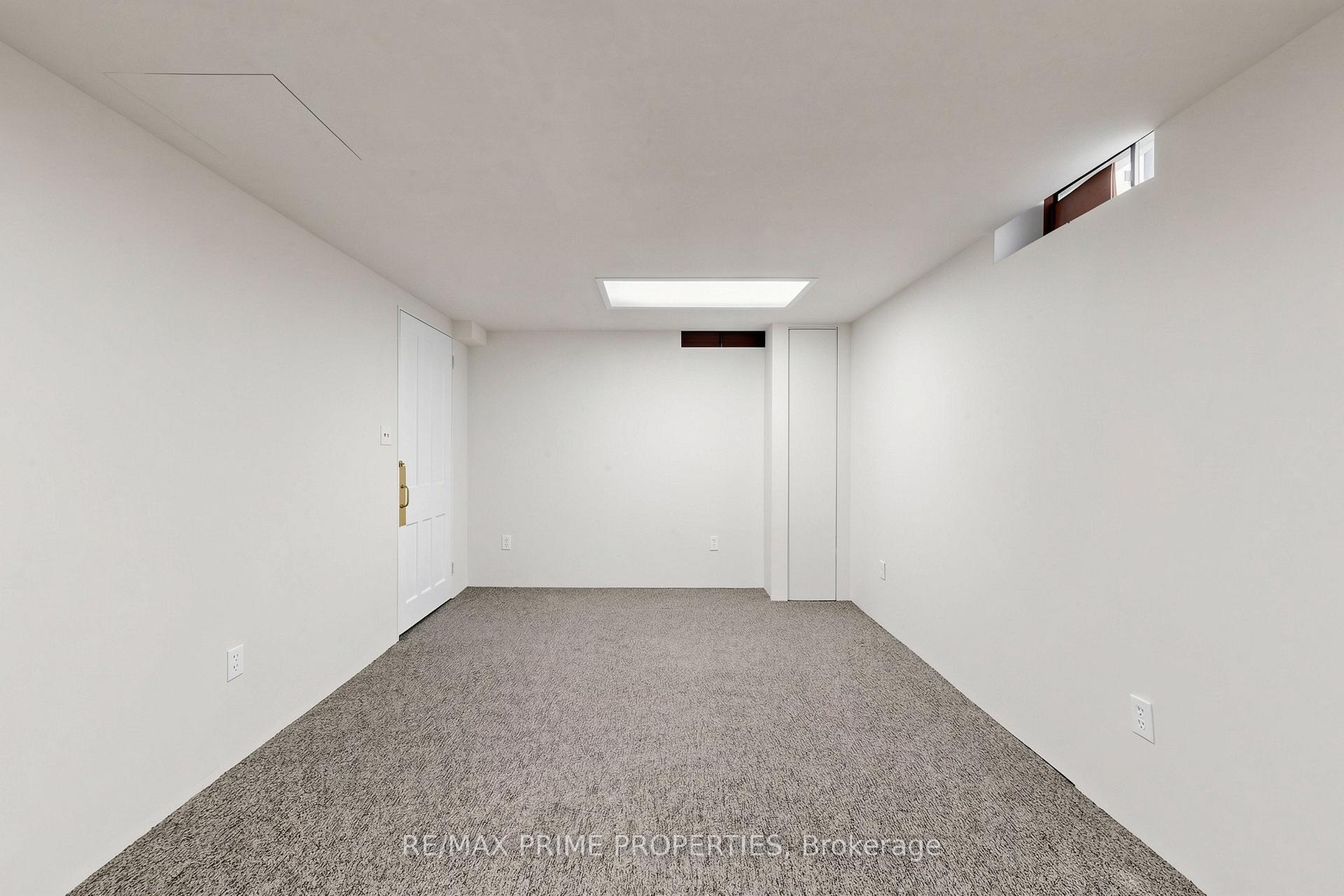 Photo 44 of 105 Tilman Circle, Markham, Markham Village — HOMEH