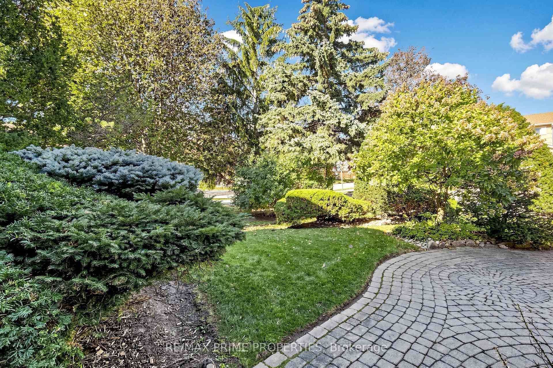 Photo 46 of 105 Tilman Circle, Markham, Markham Village — HOMEH