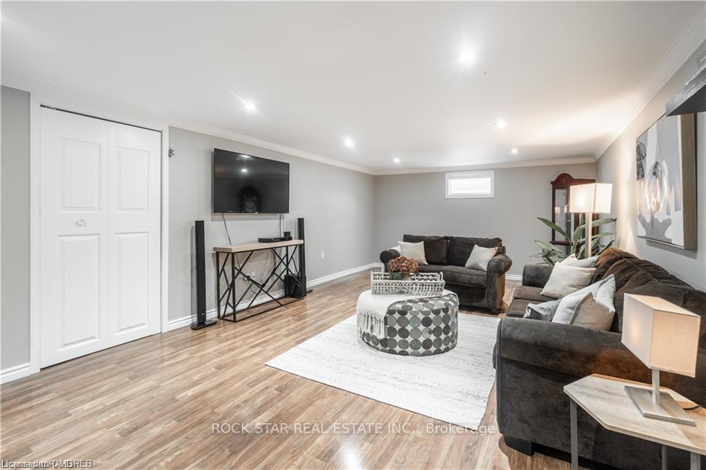 Photo 28 of 22 Fernwood Crescent, Hamilton, Hampton Heights — HOMEH