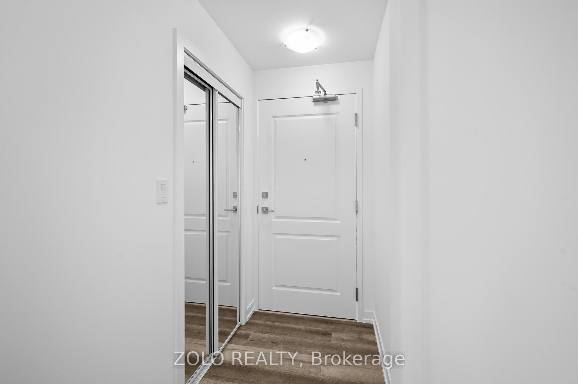 Photo 3 of Unit 1011, 470 Dundas Street E, Hamilton, Waterdown — HOMEH