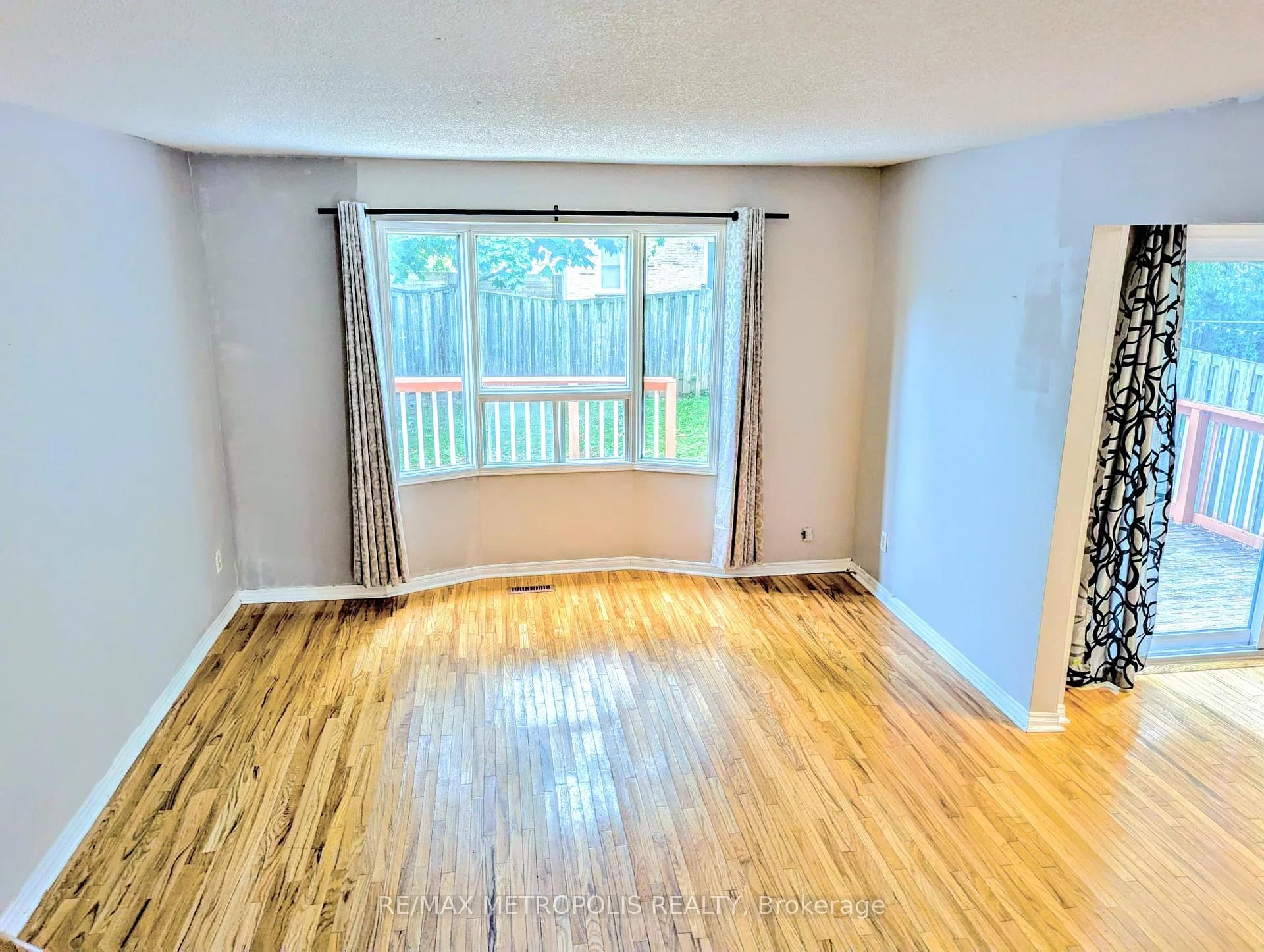 Photo 5 of Unit Main, 85 Barnes Drive, Ajax, Central — HOMEH