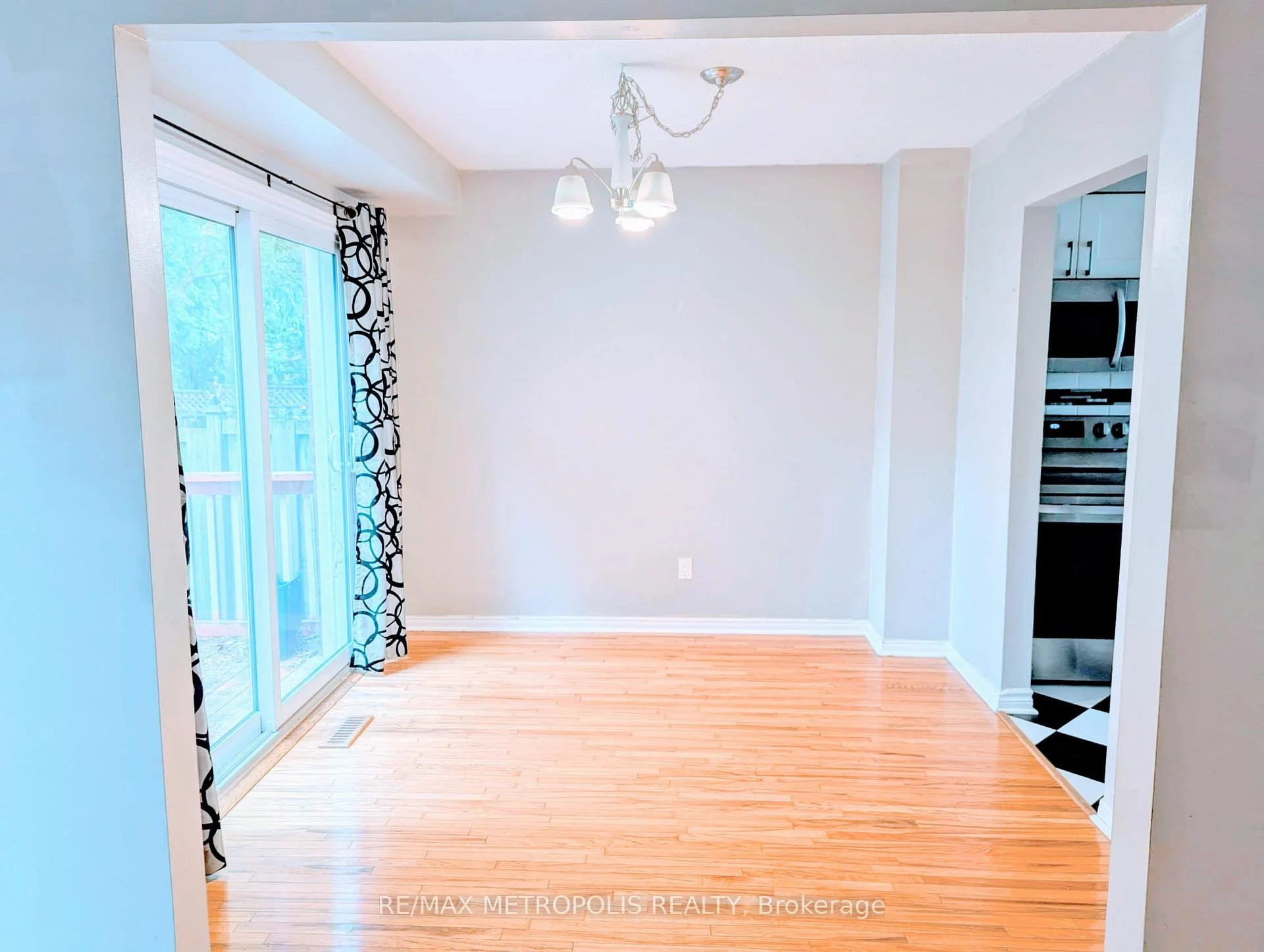 Photo 7 of Unit Main, 85 Barnes Drive, Ajax, Central — HOMEH