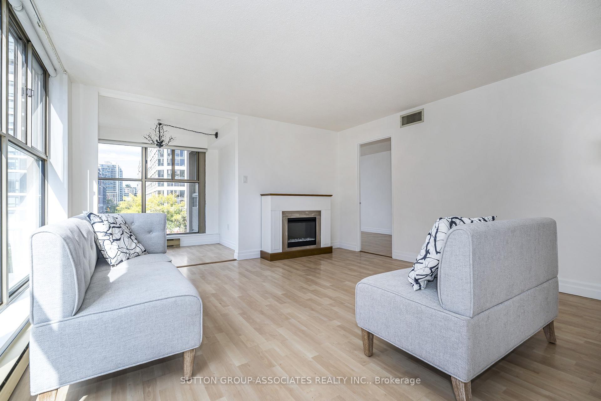 Photo 7 of Unit 501, 65 Scadding Avenue, Toronto, Waterfront Communities — HOMEH