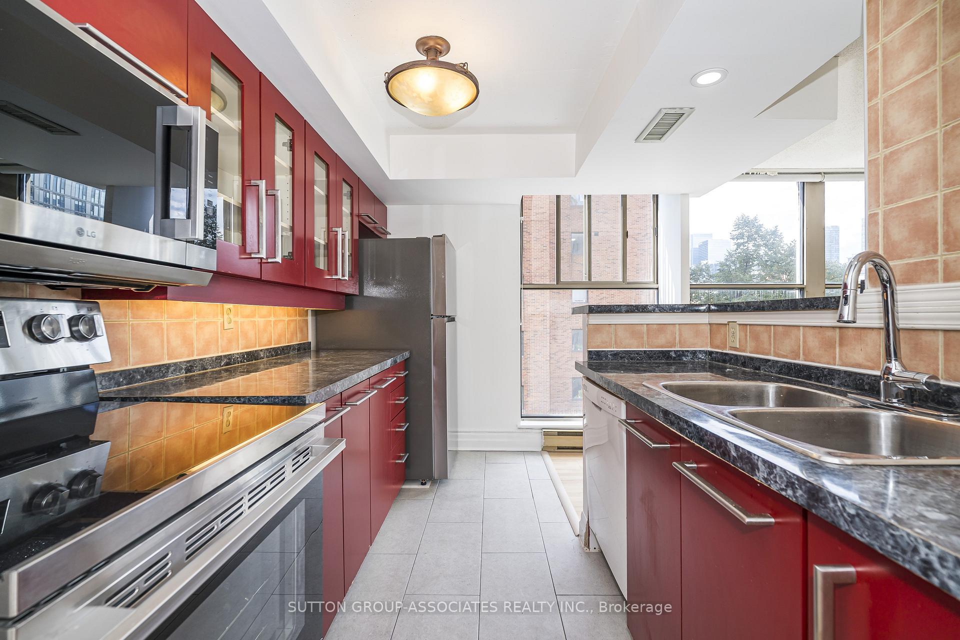Photo 11 of Unit 501, 65 Scadding Avenue, Toronto, Waterfront Communities — HOMEH