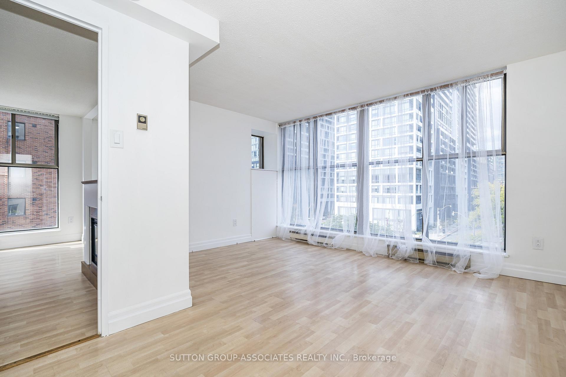 Photo 16 of Unit 501, 65 Scadding Avenue, Toronto, Waterfront Communities — HOMEH