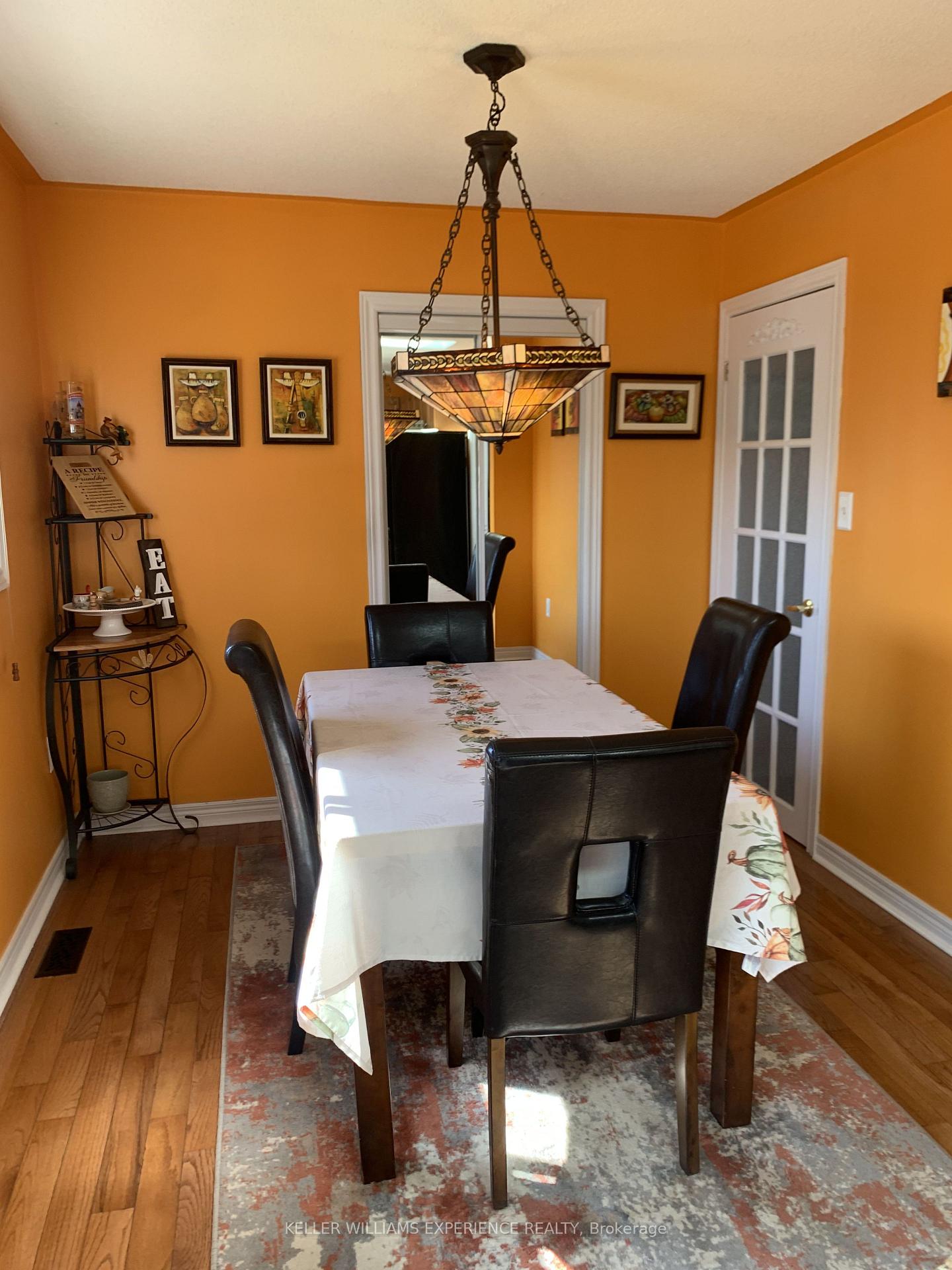 Photo 13 of Unit Upper Level, 59 Nicklaus Drive, Barrie, East Bayfield — HOMEH