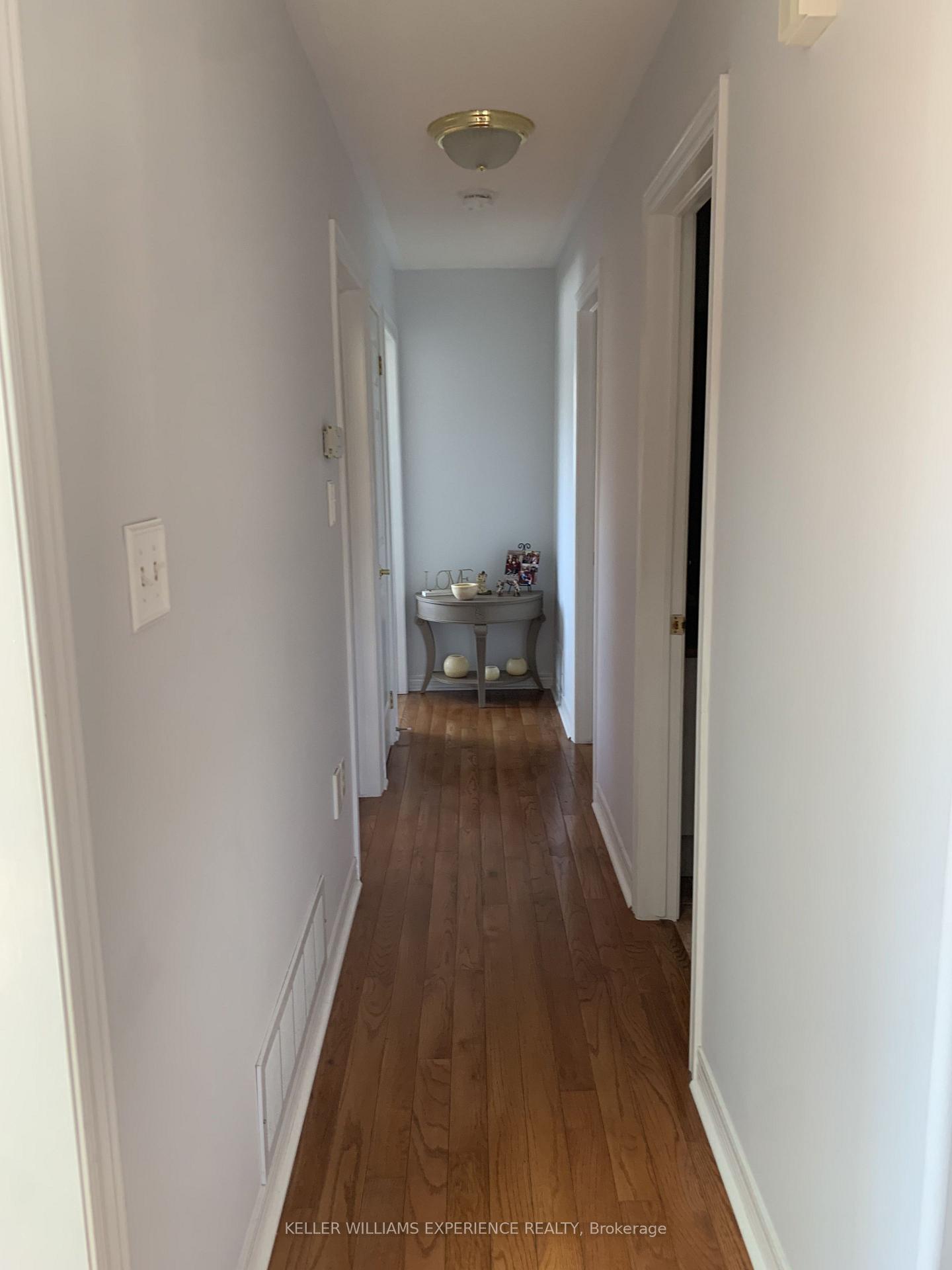 Photo 15 of Unit Upper Level, 59 Nicklaus Drive, Barrie, East Bayfield — HOMEH