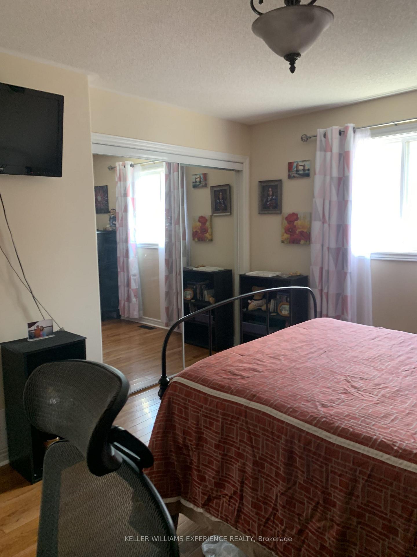 Photo 19 of Unit Upper Level, 59 Nicklaus Drive, Barrie, East Bayfield — HOMEH