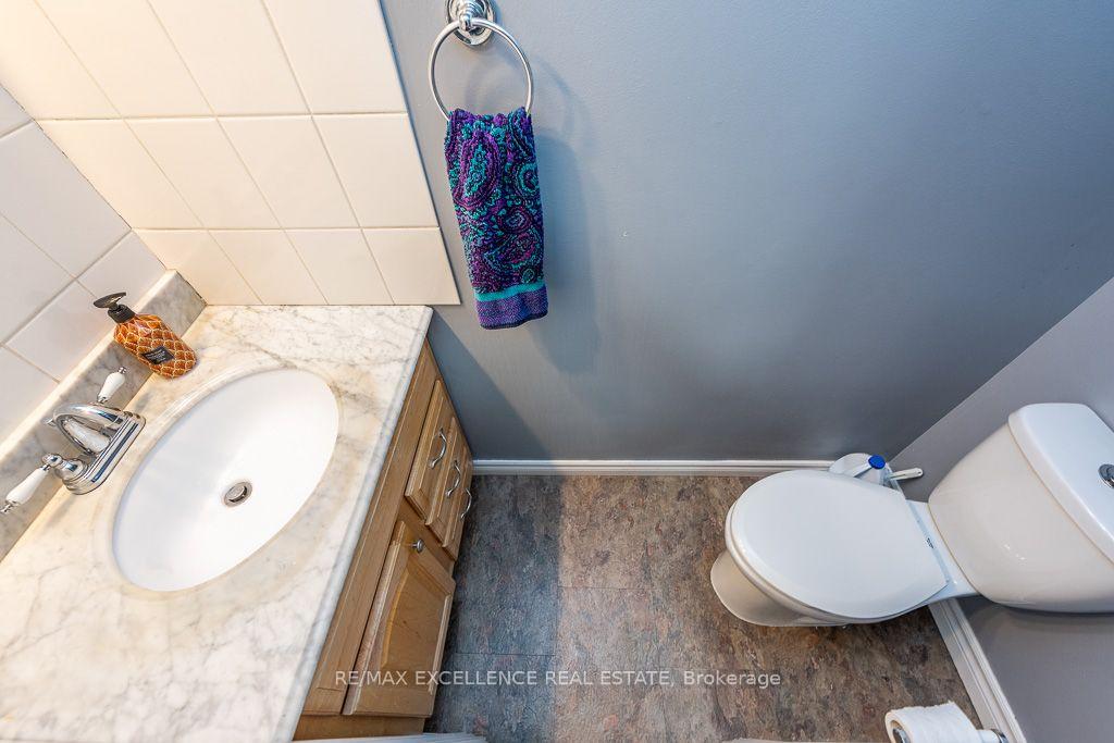 Photo 34 of 41 Trewartha Crescent, Brampton, Heart Lake West — HOMEH