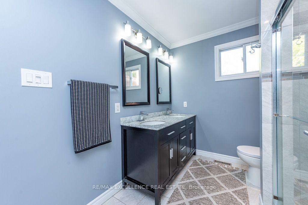 Photo 17 of 41 Trewartha Crescent, Brampton, Heart Lake West — HOMEH