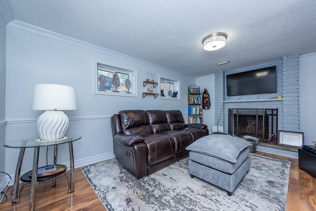 Photo 21 of 41 Trewartha Crescent, Brampton, Heart Lake West — HOMEH