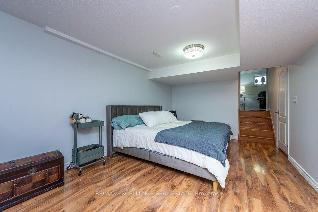 Photo 22 of 41 Trewartha Crescent, Brampton, Heart Lake West — HOMEH