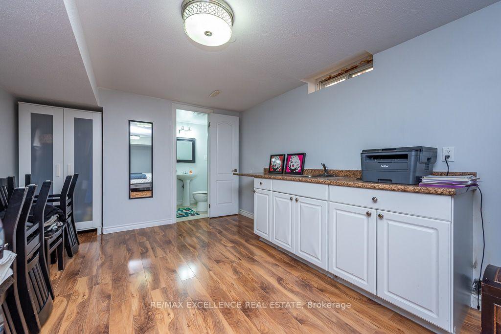 Photo 23 of 41 Trewartha Crescent, Brampton, Heart Lake West — HOMEH