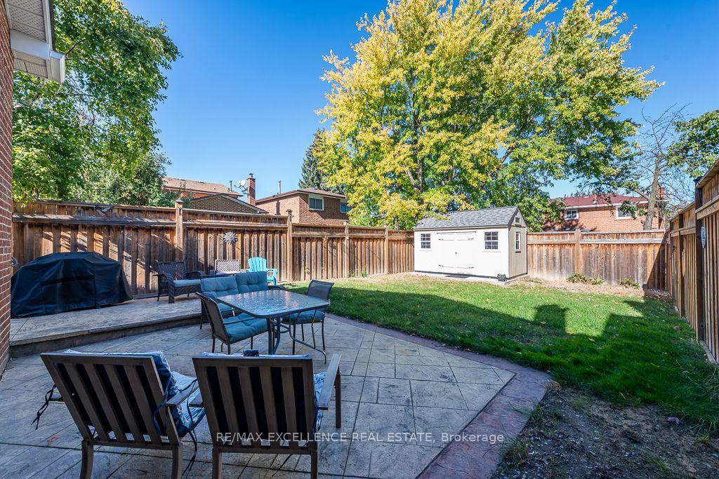 Photo 27 of 41 Trewartha Crescent, Brampton, Heart Lake West — HOMEH