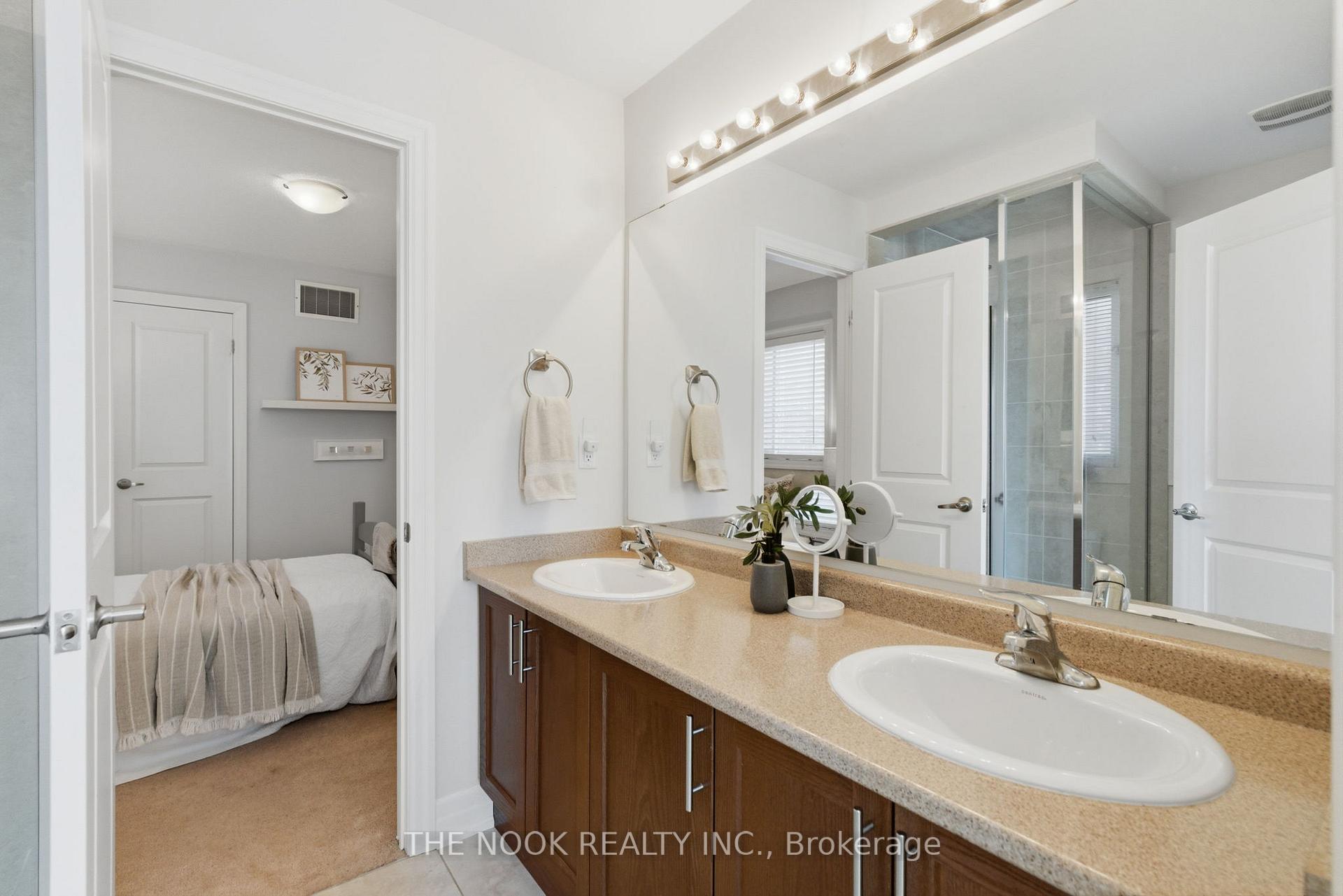 Photo 25 of 2507 Standardbred Drive, Oshawa, Windfields — HOMEH