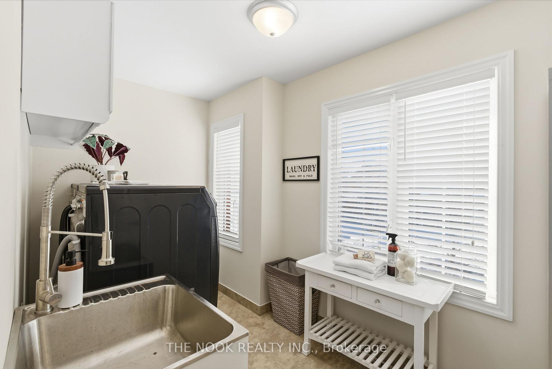 Photo 29 of 2507 Standardbred Drive, Oshawa, Windfields — HOMEH