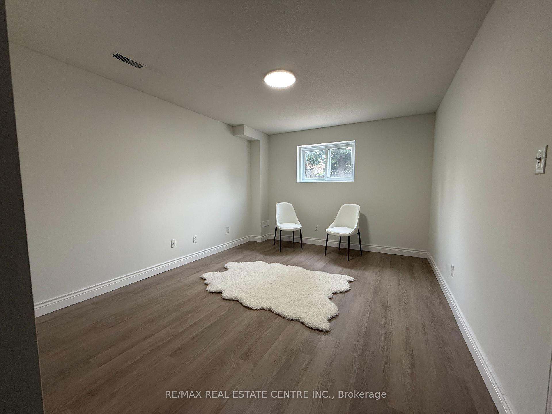 Photo 18 of 168 Copper Leaf Street, Kitchener, Larentian West — HOMEH