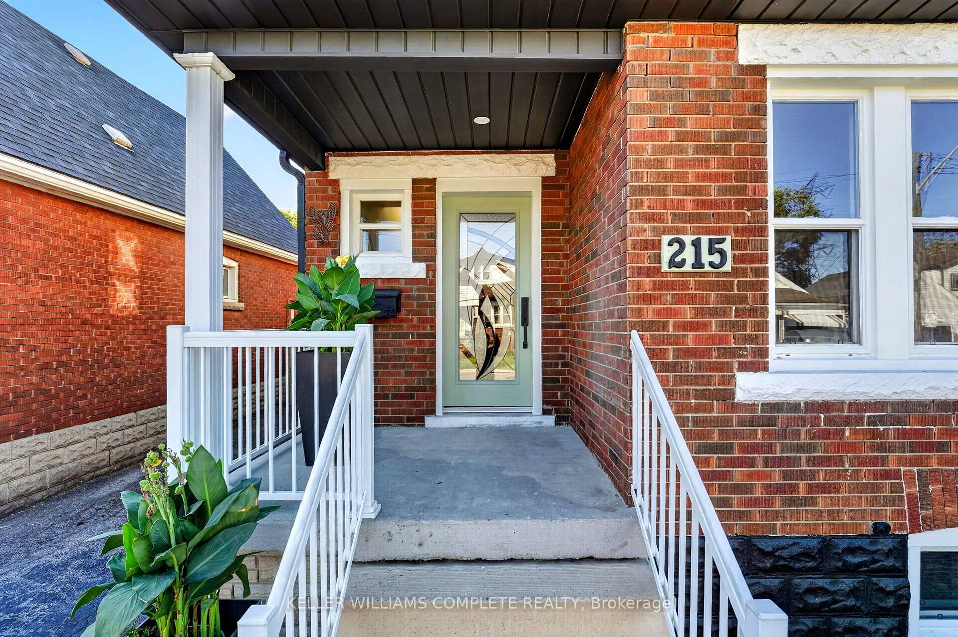 Photo 3 of 215 Paling Avenue, Hamilton, Homeside — HOMEH