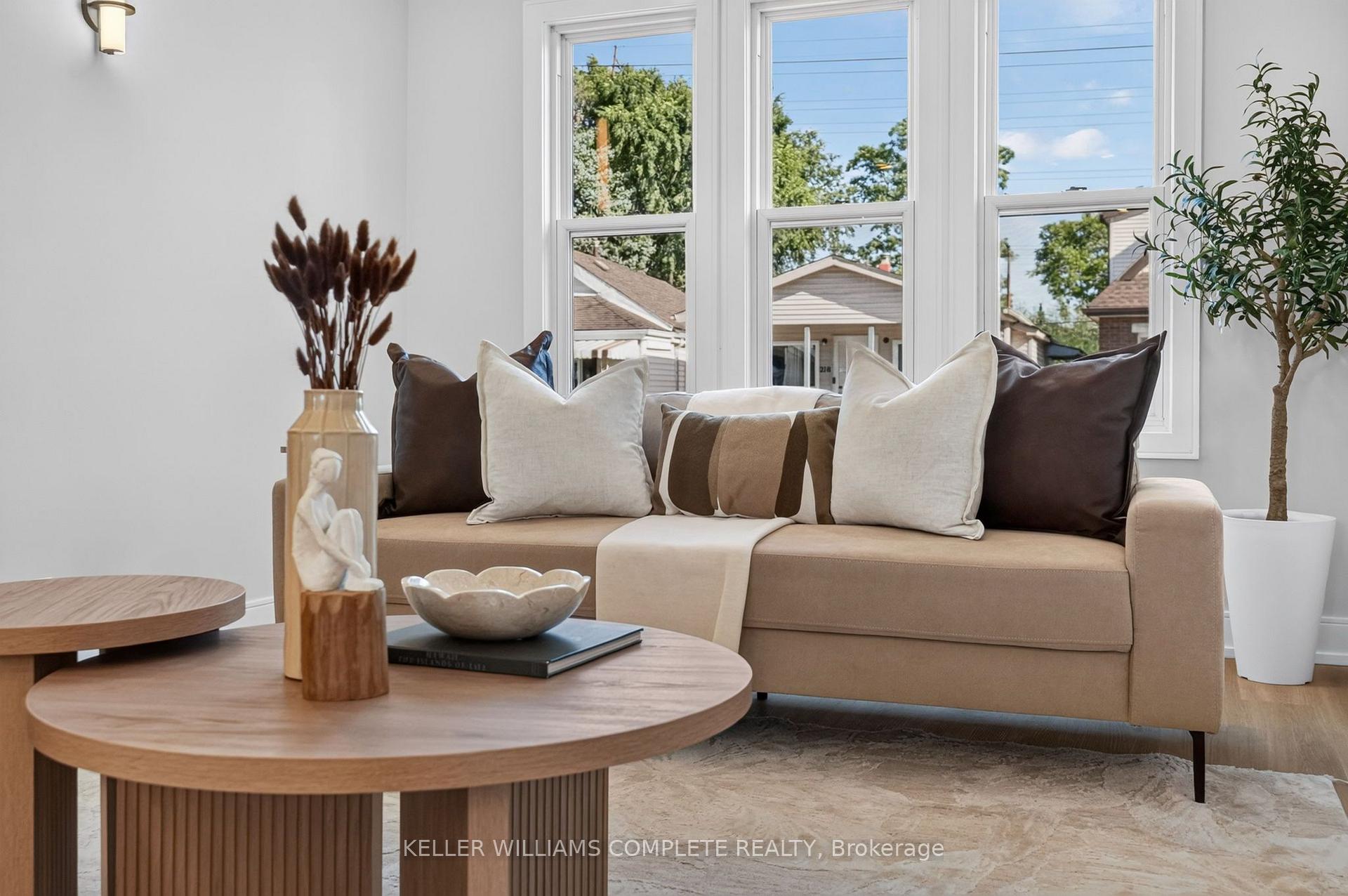 Photo 9 of 215 Paling Avenue, Hamilton, Homeside — HOMEH