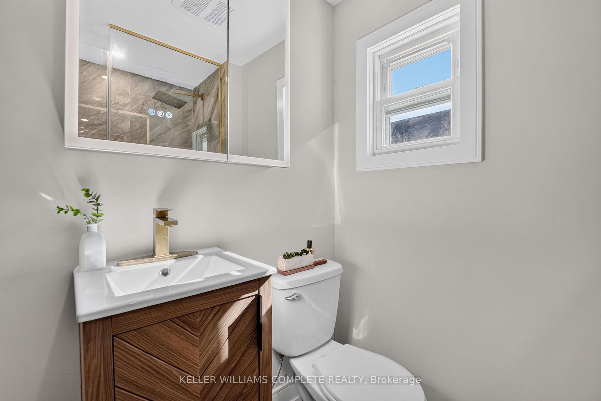 Photo 38 of 215 Paling Avenue, Hamilton, Homeside — HOMEH
