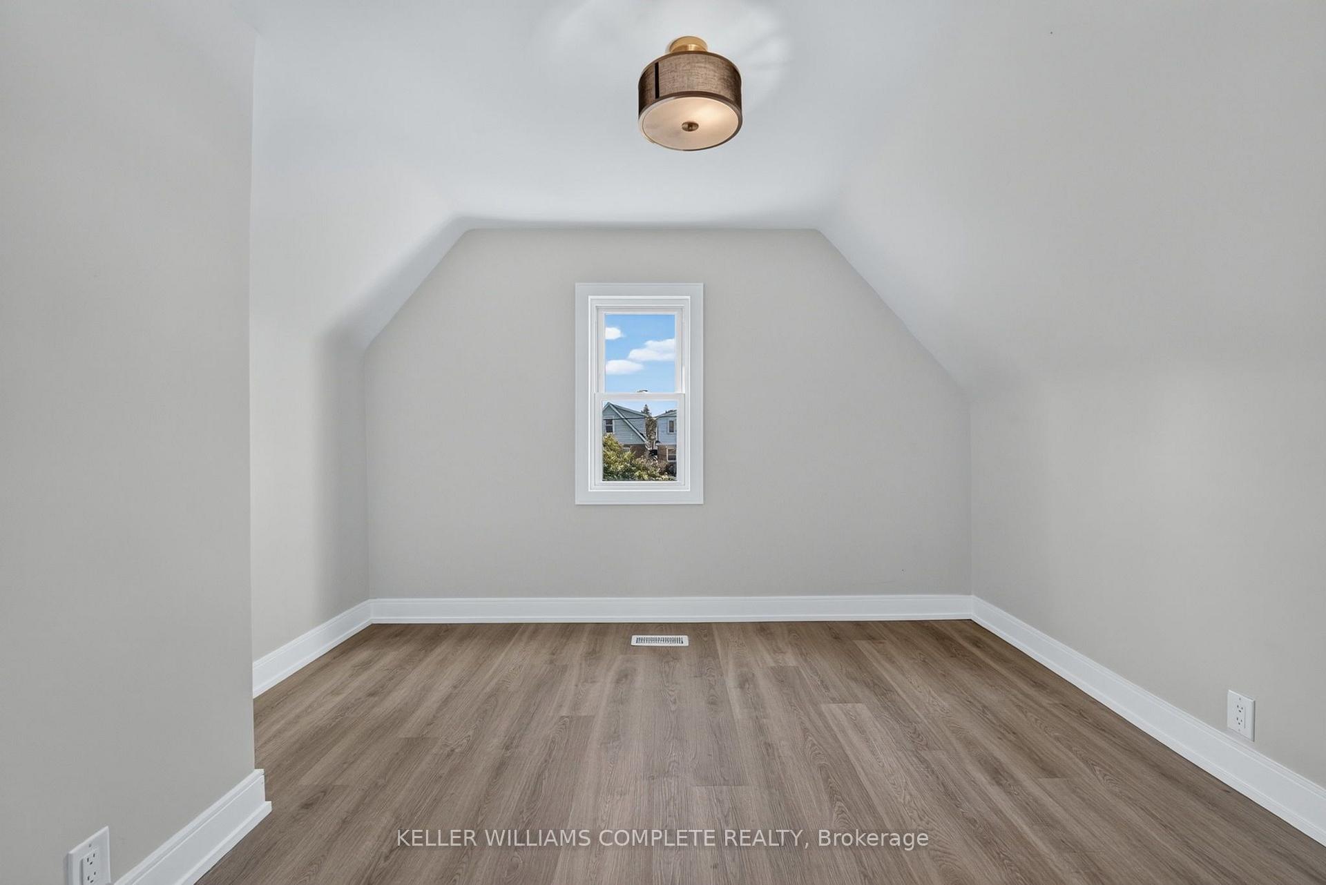 Photo 41 of 215 Paling Avenue, Hamilton, Homeside — HOMEH