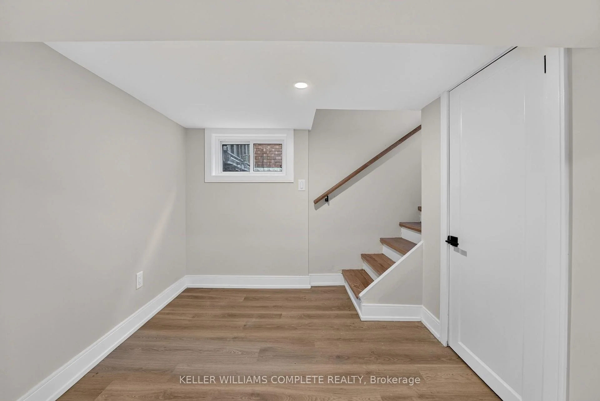 Photo 46 of 215 Paling Avenue, Hamilton, Homeside — HOMEH