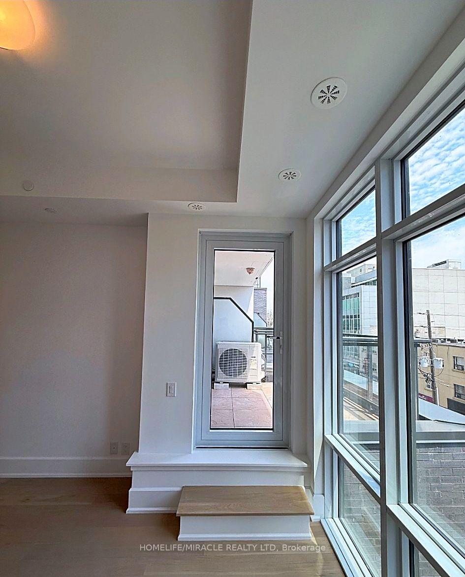 Photo 19 of Unit 404, 800 Broadview Avenue, Toronto, Playter Estates-Danforth — HOMEH