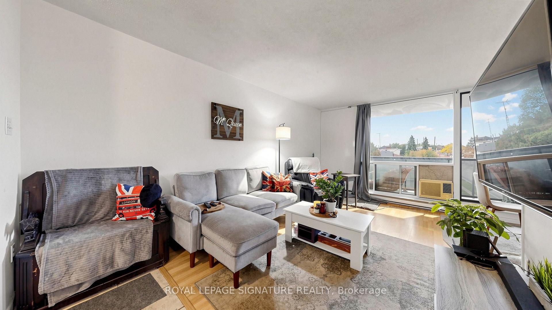 Photo 4 of Unit 402, 454 Centre Street S, Oshawa, Central — HOMEH