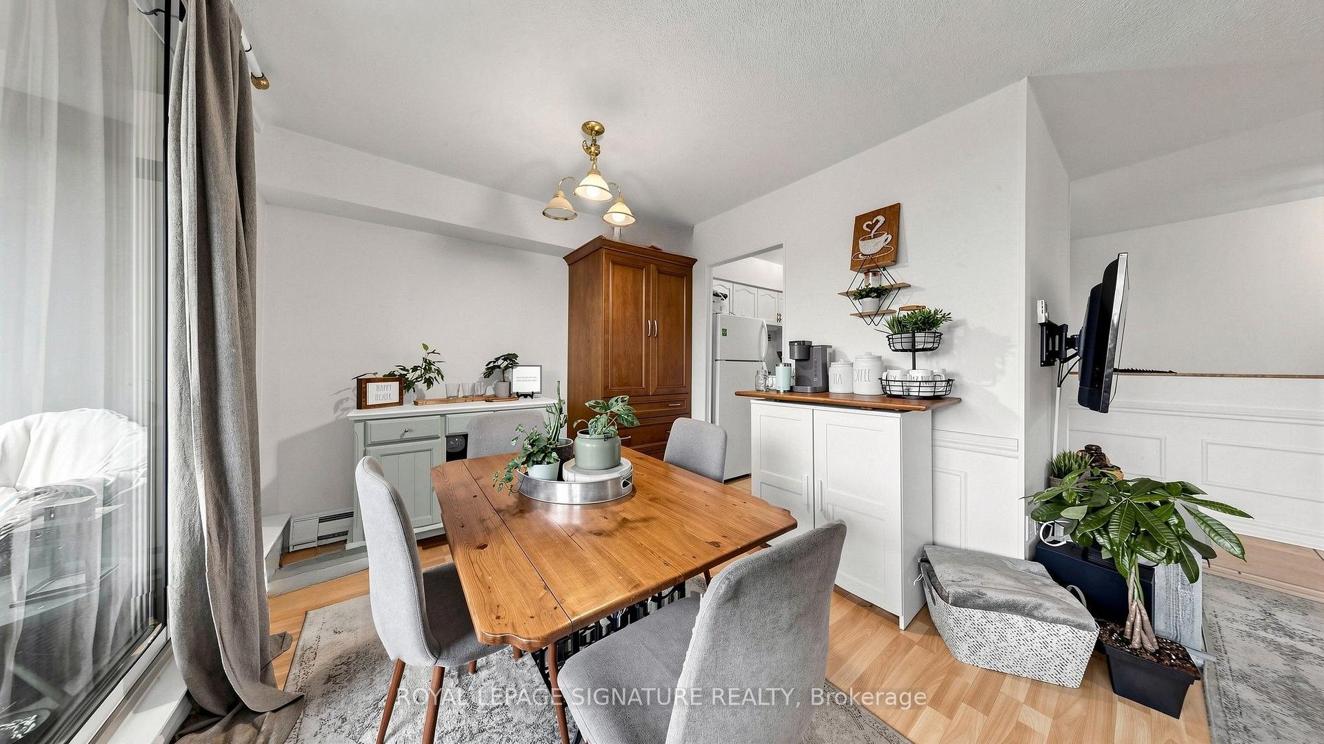 Photo 8 of Unit 402, 454 Centre Street S, Oshawa, Central — HOMEH