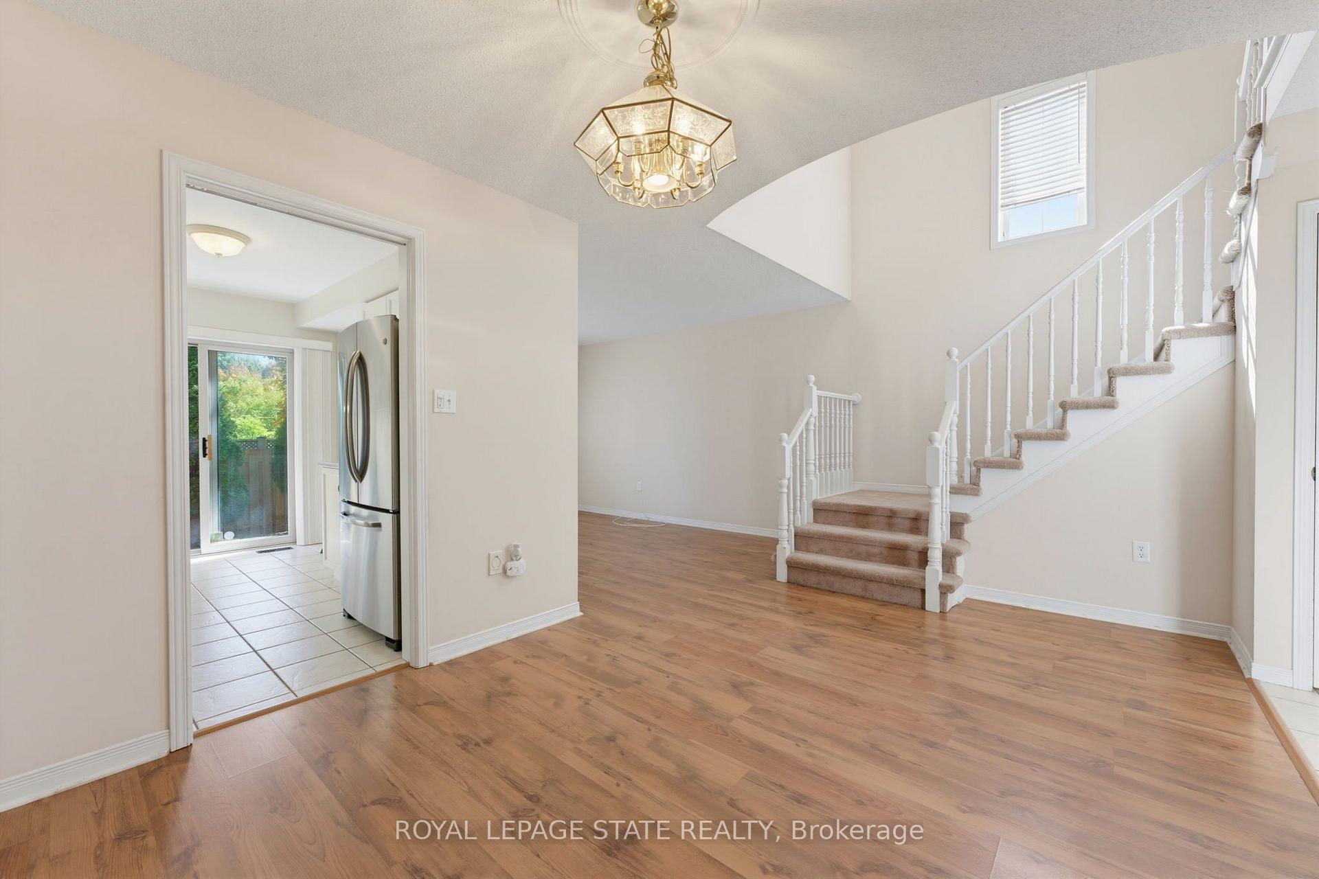 Photo 9 of Unit 29, 1276 Silvan Forest Drive, Burlington, Tansley — HOMEH