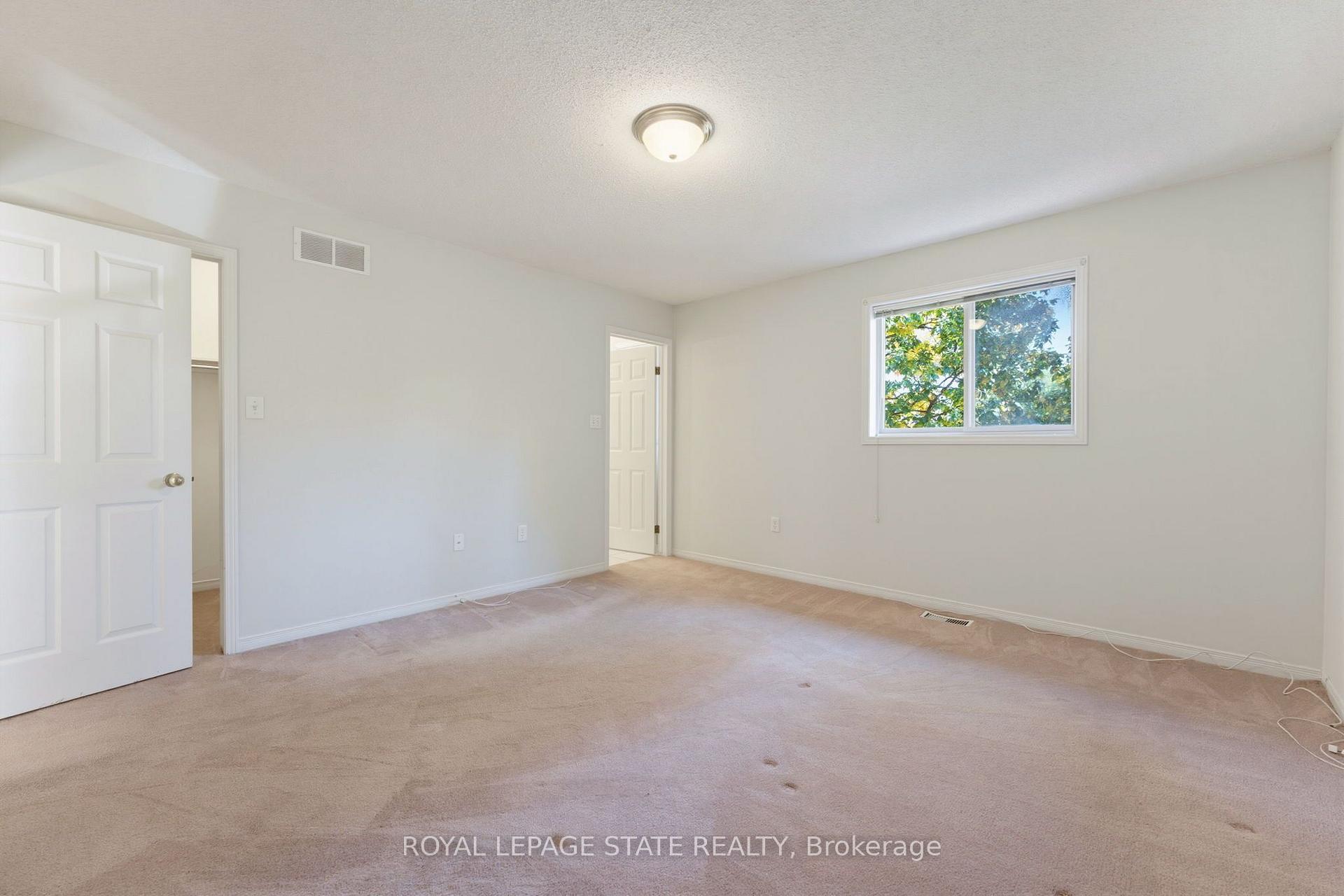 Photo 17 of Unit 29, 1276 Silvan Forest Drive, Burlington, Tansley — HOMEH