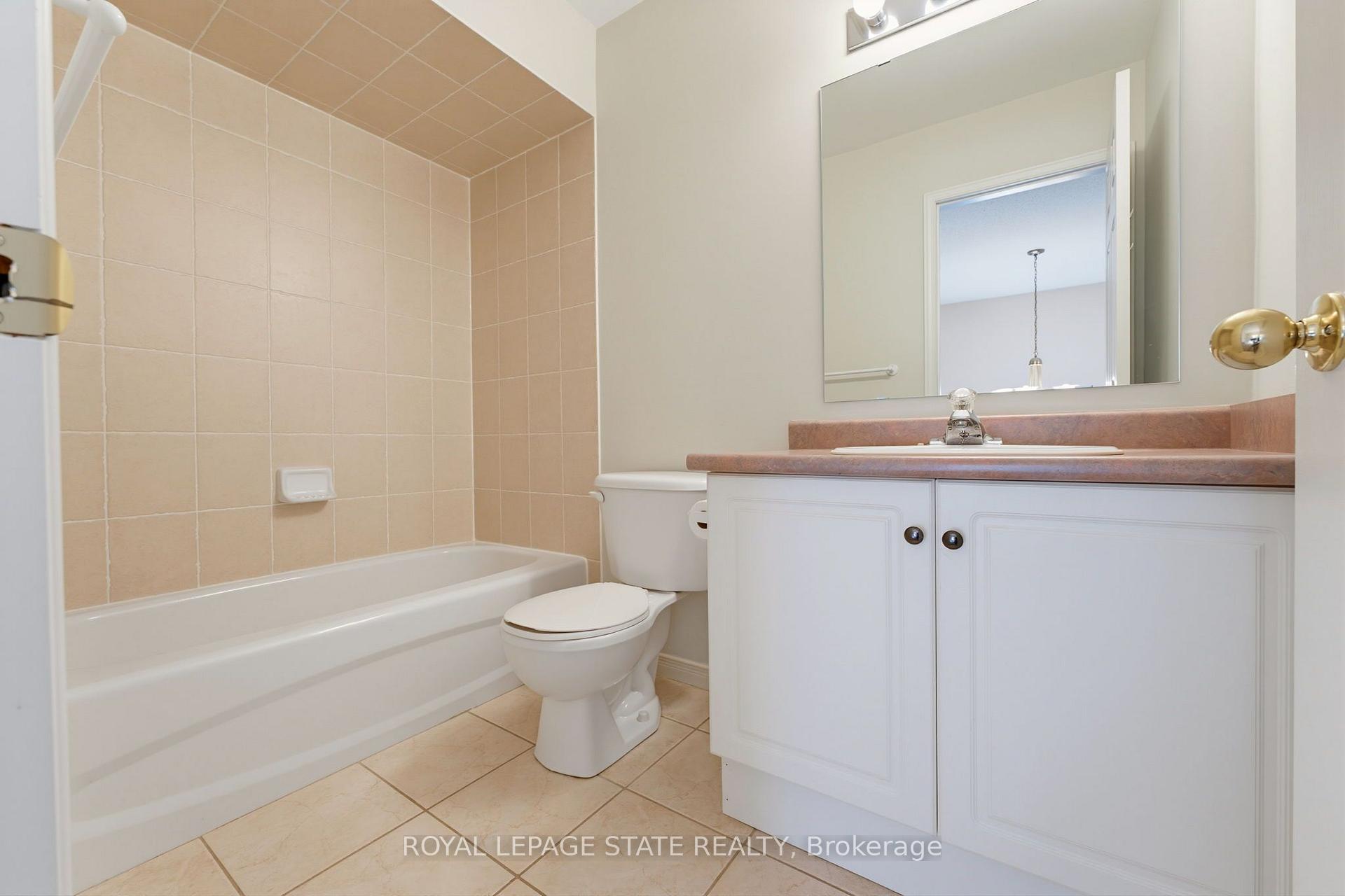 Photo 21 of Unit 29, 1276 Silvan Forest Drive, Burlington, Tansley — HOMEH