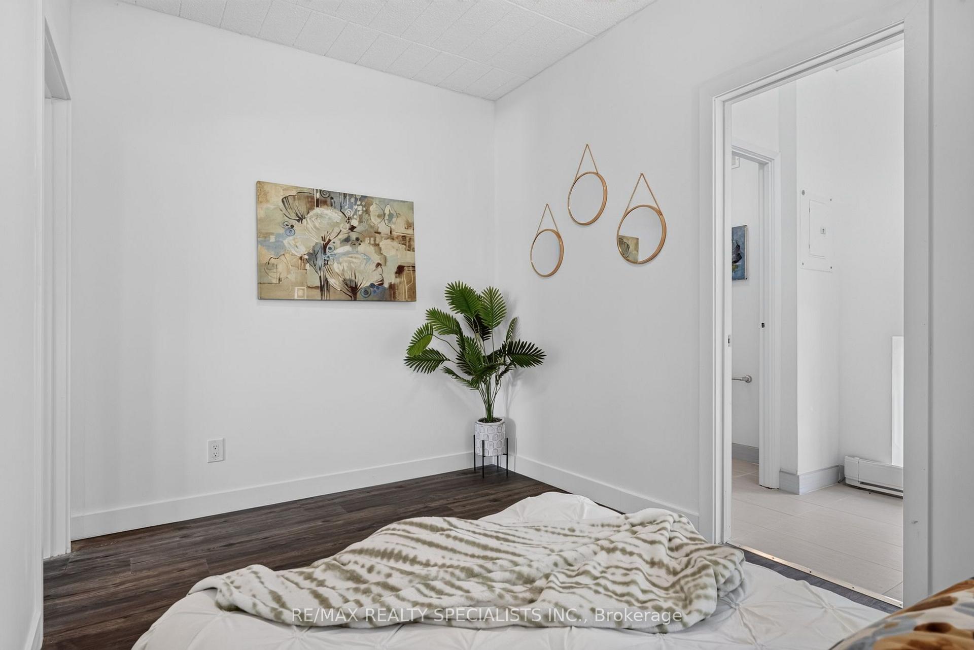 Photo 14 of Unit 11, 44 Queenston Street, St. Catharines, E. Chester — HOMEH